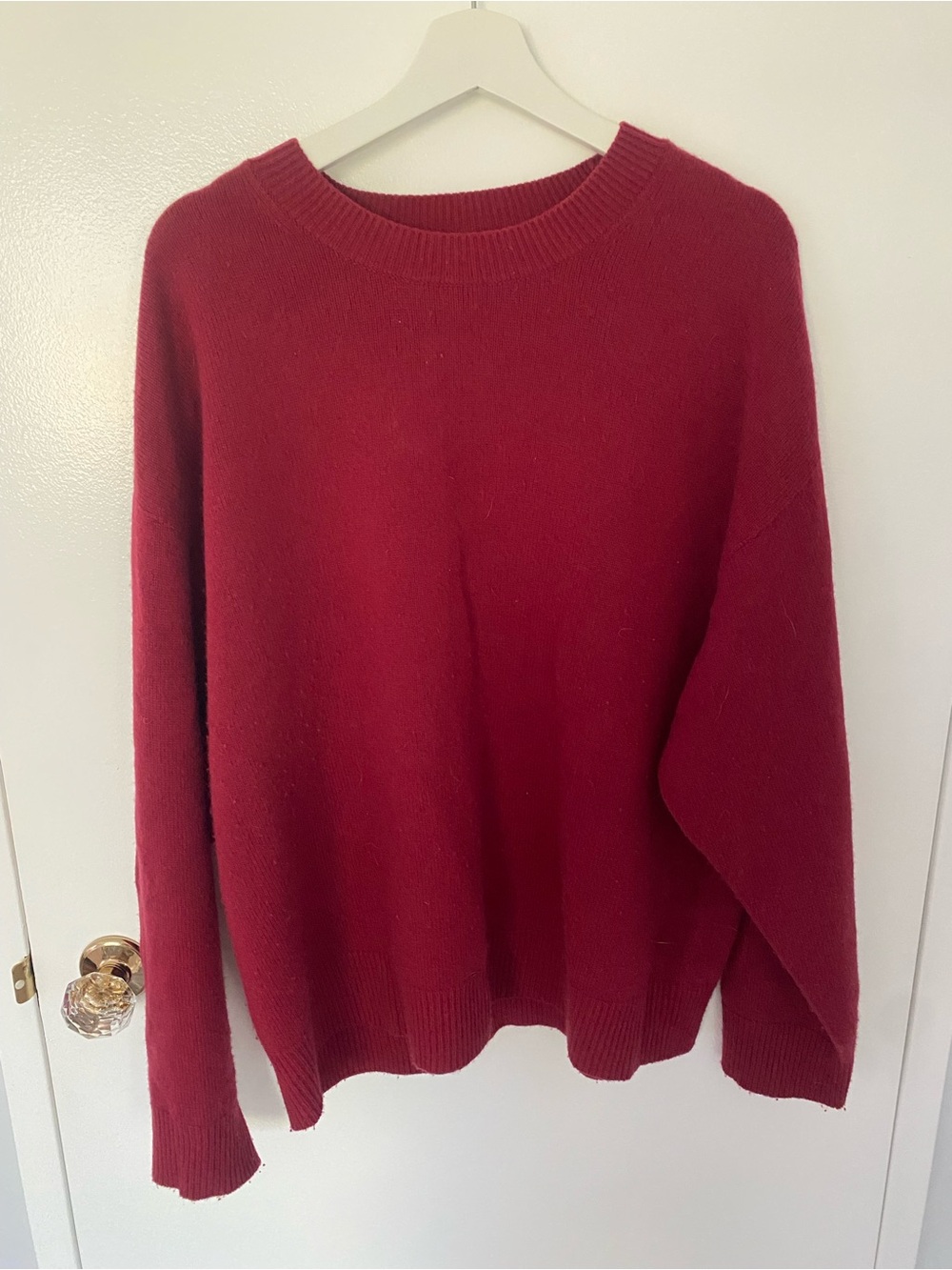 Wilfred Crewneck Sweater in Burgundy